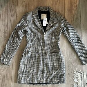 Abercrombie & Fitch Black and White Mini Dress